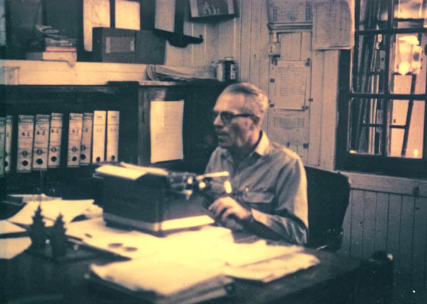 Frank Fakkers in Power House office